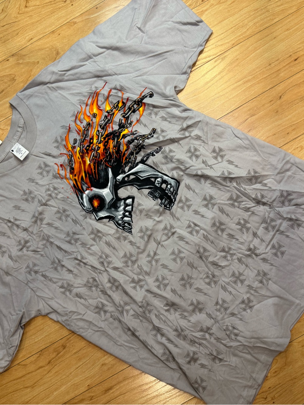 Cygnus Flaming Skull Chains Graphic T Shirt Silver Y2K Goth Biker Men XL NWT